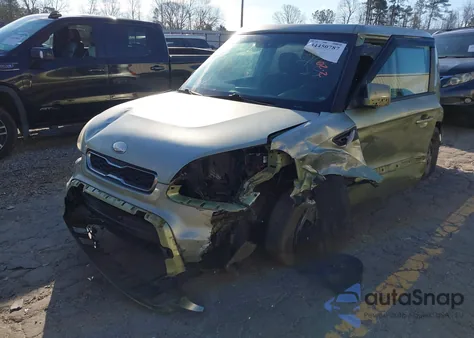 2013 Kia Soul z USA, uszkodzony, nr VIN KNDJT2A52D7533692